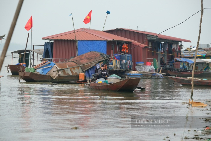 Cuộc sống người dân &quot;xóm chài&quot; Hà Nội vốn nặng gánh cơm áo nay lại &quot;còng lưng&quot; thêm nỗi lo bão giá (bài 2) - Ảnh 5.