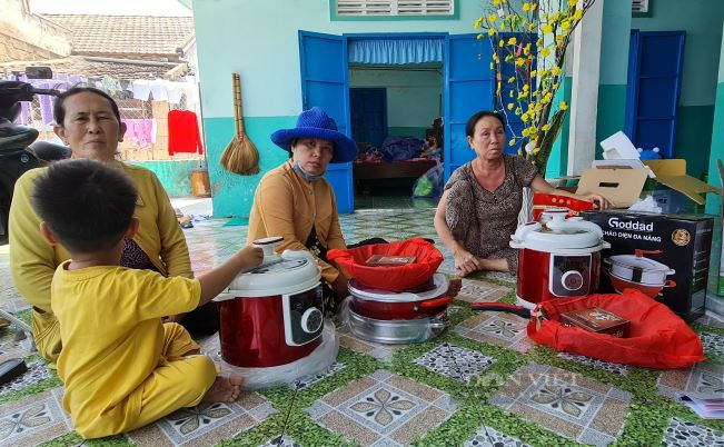 Ninh Thuận: Tin lời ngon ngọt, hàng chục phụ nữ bị lừa tiền - Ảnh 1.