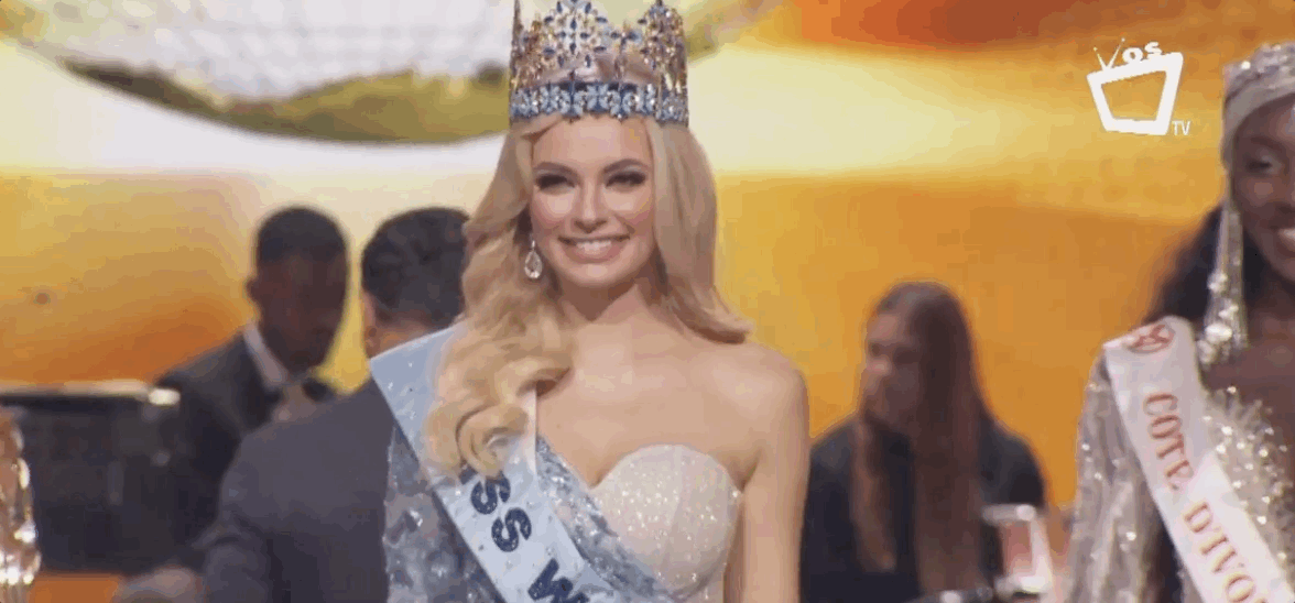 Sắc vóc gợi cảm của người đẹp Ba Lan đằng quang Miss World 2021 - Ảnh 1.