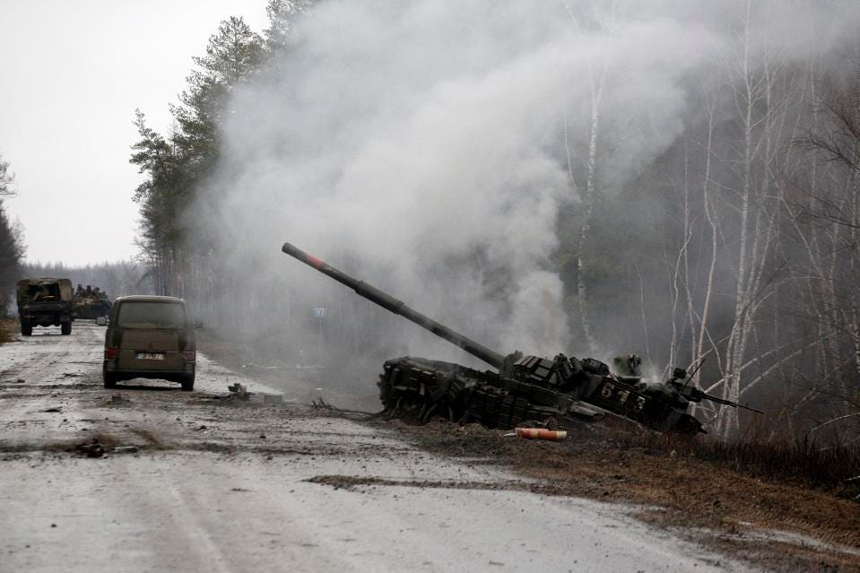 Ukraine đang trở thành &quot;nghĩa địa&quot; khổng lồ của xe tăng Nga? - Ảnh 1.