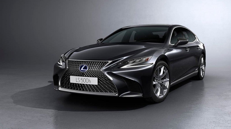 Lexus LS500h Hybrid có mức giá niêm yết là  7,71 tỉ đồng. Ảnh: Lexus.