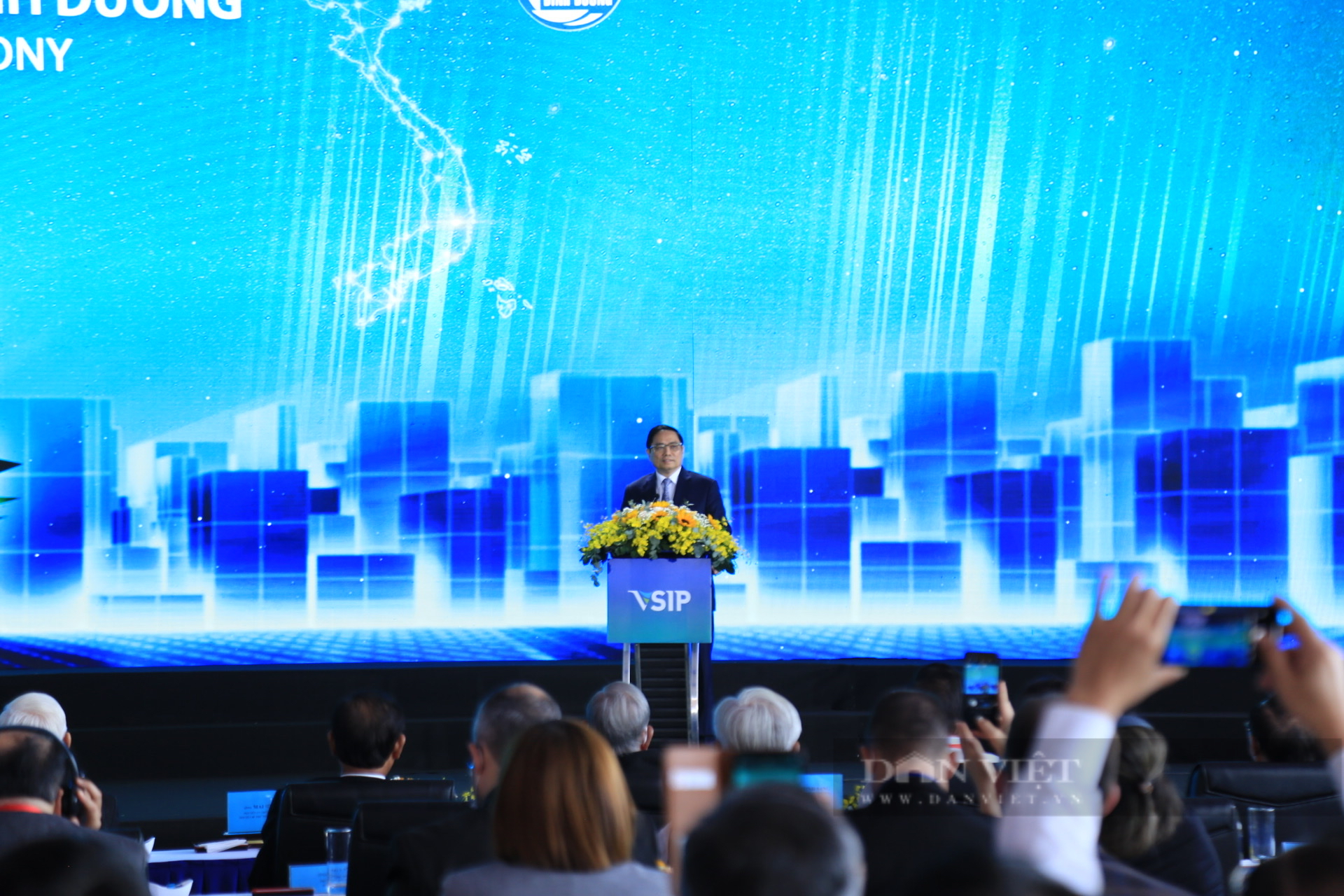 Thủ tướng tin tưởng KCN VSIP 3 sẽ giữ vai trò hạt nhân trung tâm thúc đẩy Bình Dương phát triển  - Ảnh 4.
