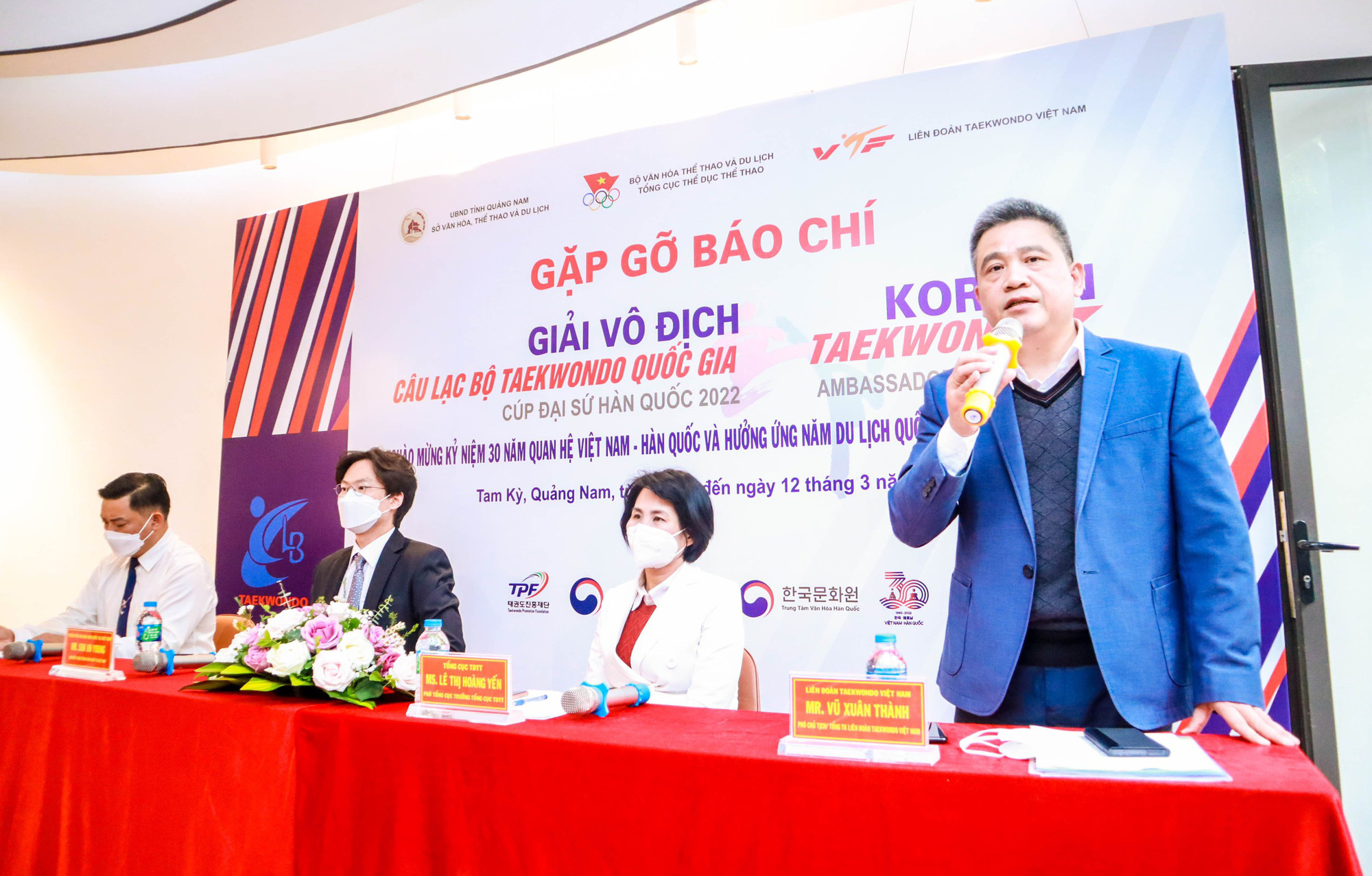 1000 VĐV dự giải vô địch các CLB Taekwondo quốc gia - Cúp Đại sứ Hàn Quốc 2022 - Ảnh 2.