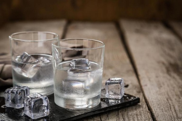 Những điều thú vị về Vodka, thứ rượu nổi tiếng của nước Nga - Ảnh 1.