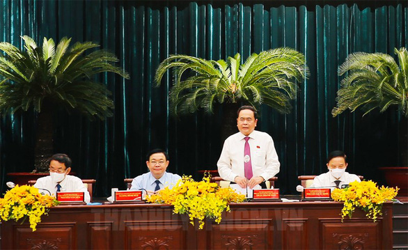 Chủ tịch Quốc hội Vương Đình Huệ: Đẩy mạnh hoạt động giám sát, chất vấn HĐND - Ảnh 1.