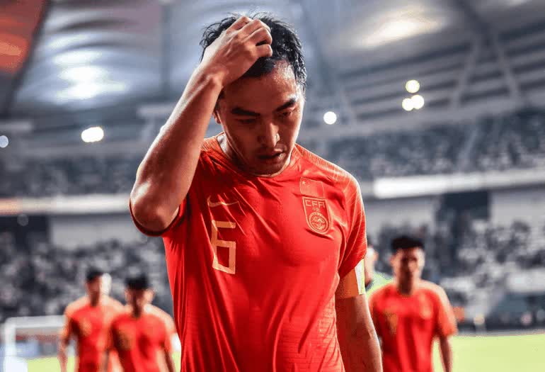 FIFA điều tra, bóng đá Trung Quốc đối diện đại họa lớn chưa từng có - Ảnh 1.