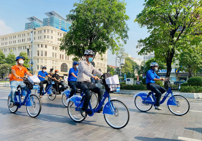 Xe đạp công cộng hút khách ở TP.HCM, sắp ra Hà Nội - Ảnh 1.
