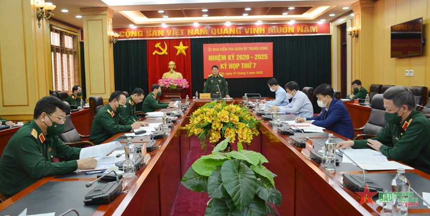 Ủy ban Kiểm tra Quân ủy TƯ đề nghị kỷ luật 12 cán bộ Học viện Quân y liên quan vụ Việt Á - Ảnh 1.