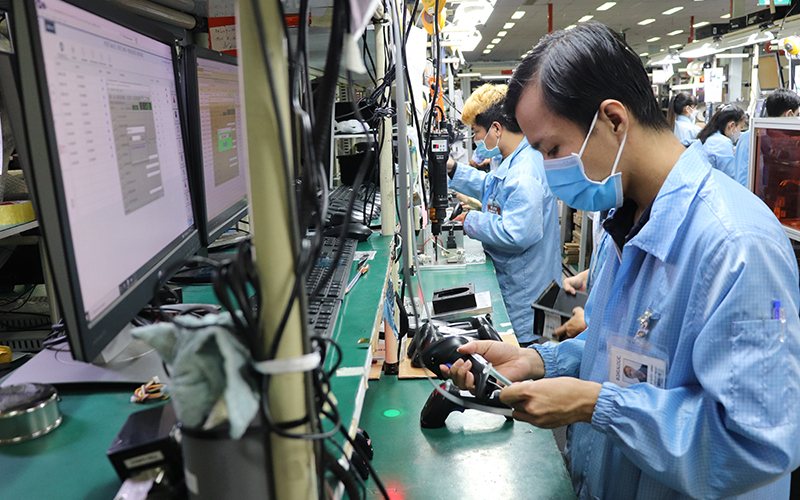 Công nghiệp công nghệ cao-nhìn từ thành phố Hồ Chí Minh - Ảnh 1.