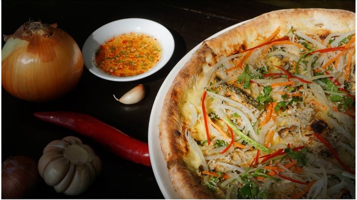 Ẩm thực Phú Quốc: món Pizza đặc biệt kết hợp nét truyền thống và hiện đại thu hút du khách - Ảnh 3.