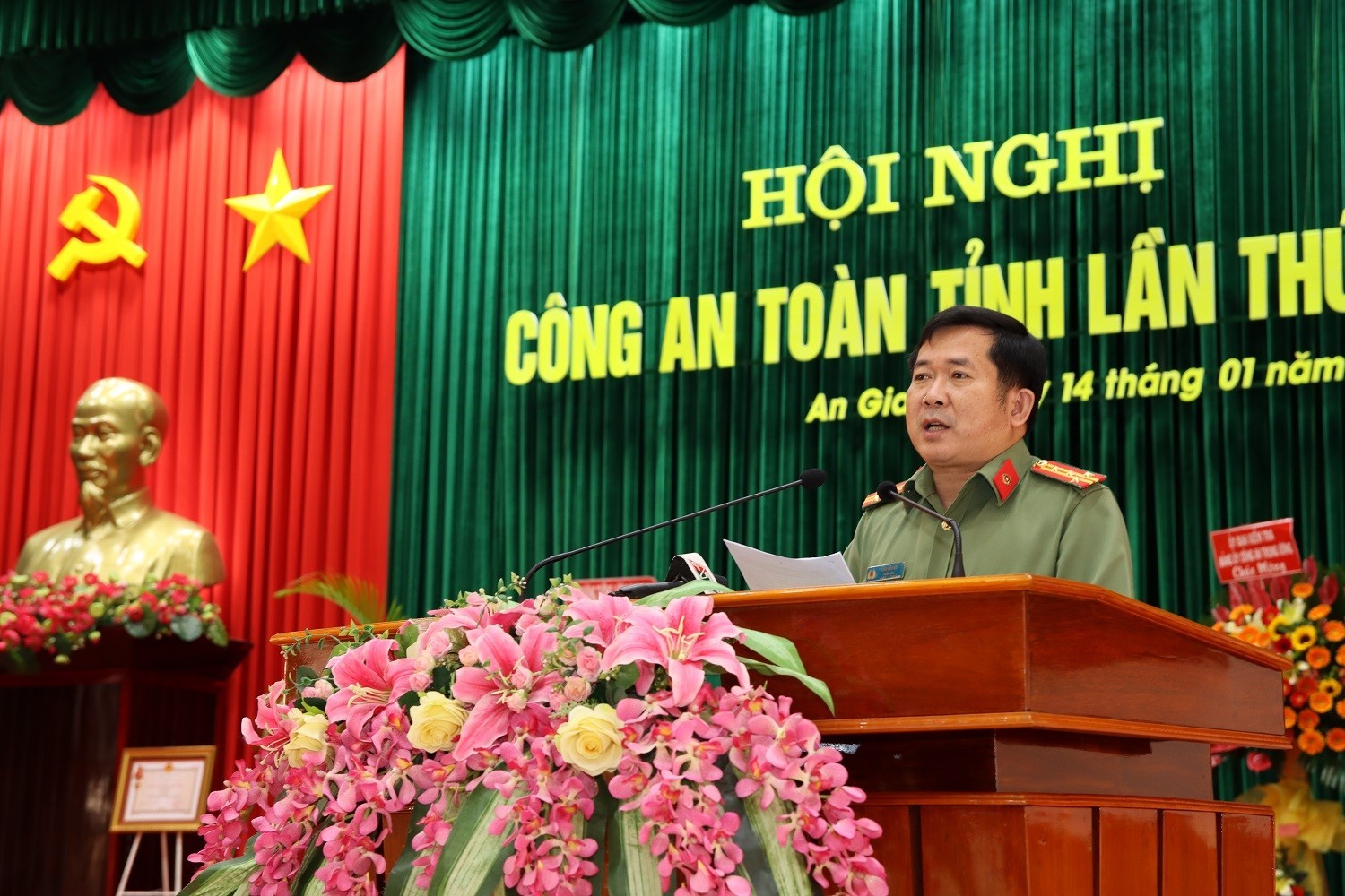 Đại tá Đinh Văn Nơi nói gì về việc tiếp tục điều hành Công an tỉnh An Giang? - Ảnh 2.