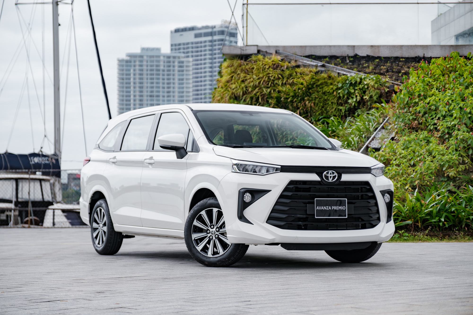 Ra mắt Toyota Avanza Premio và Veloz Cross 2022 tại Việt Nam, giá khởi điểm từ 548 triệu đồng, đủ sức thay Innova - Ảnh 4.