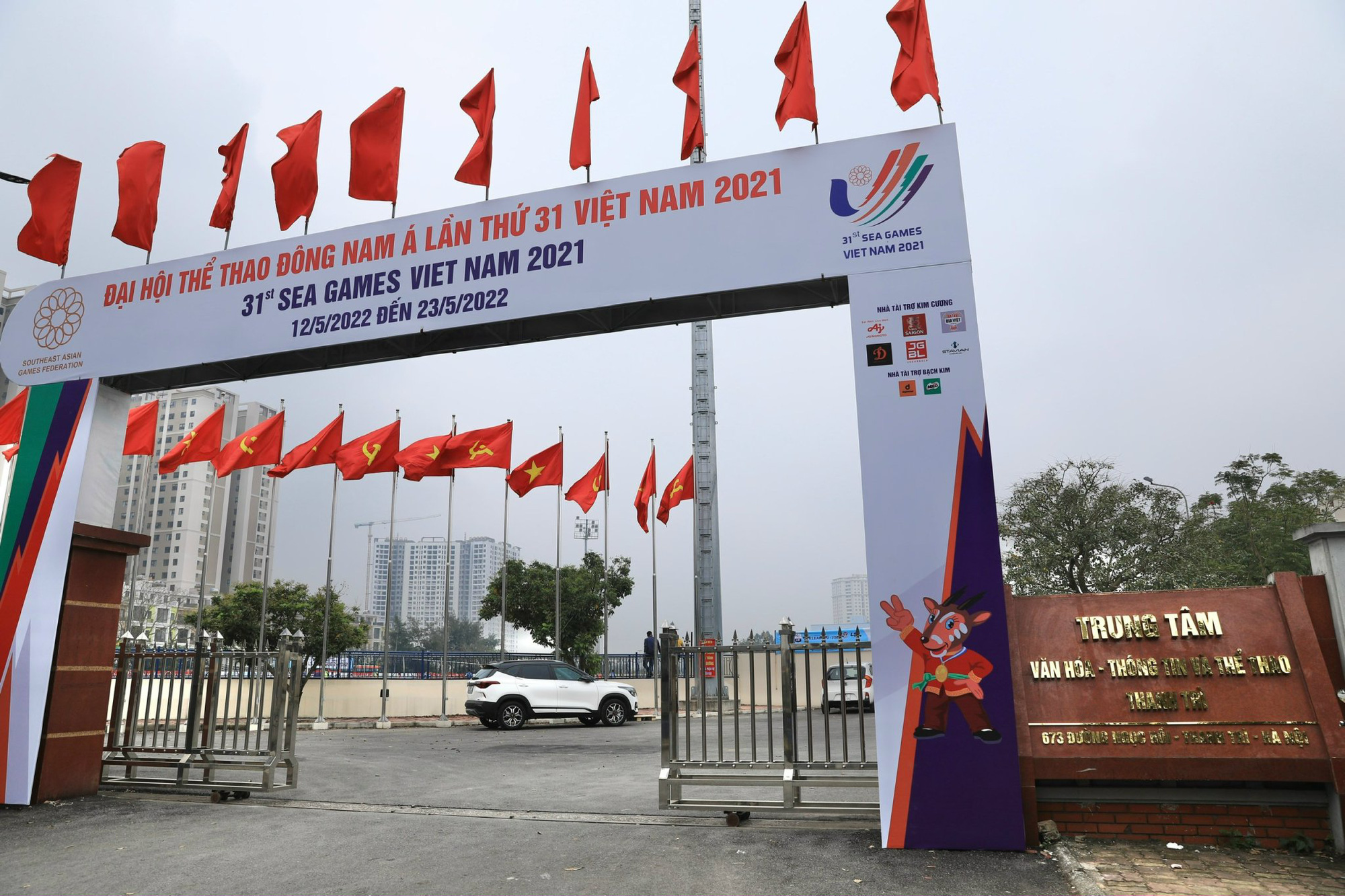 Huyện Thanh Trì hoàn thiện cơ sở vật chất chuẩn bị cho SEA Games 31 - Ảnh 1.
