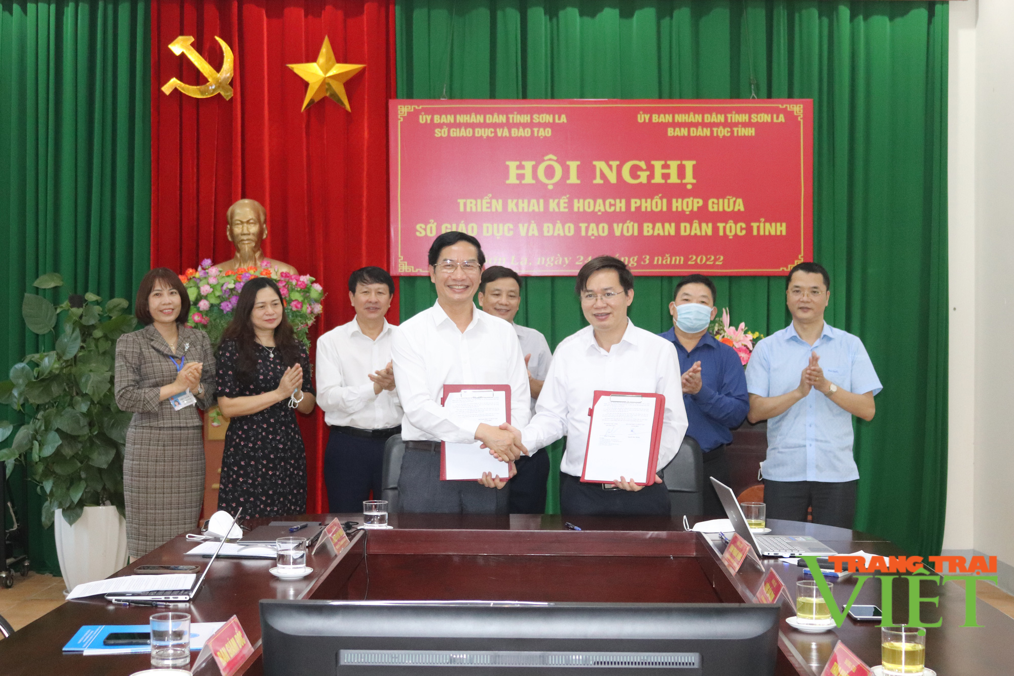 Sơn La: Hội nghị triển khai kế hoạch phối hợp công tác giữa Sở GDĐT tỉnh với Ban Dân tộc tỉnh - Ảnh 4.
