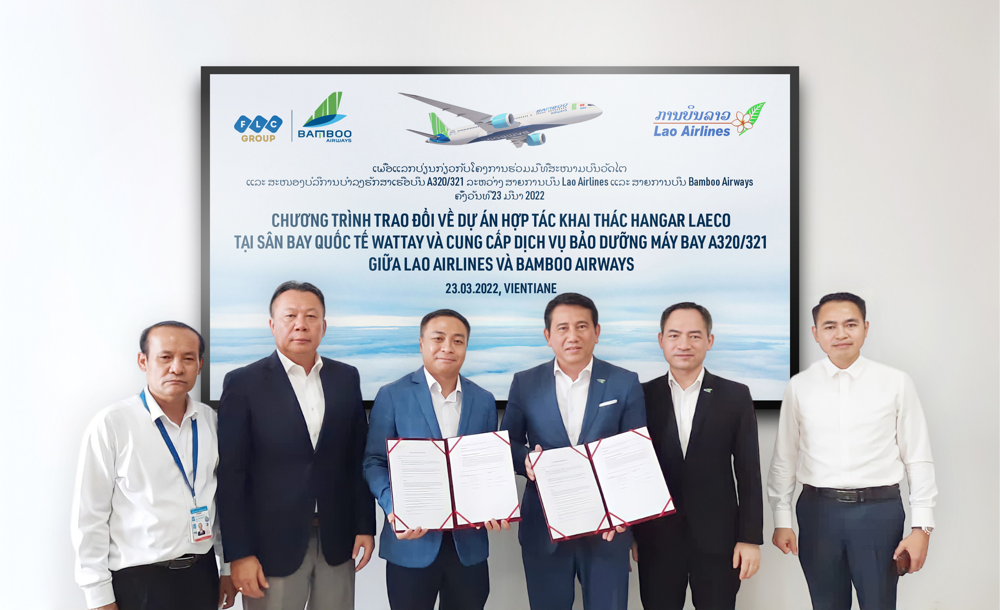 Bamboo Airways ký kết hợp tác khai thác hangar và bảo dưỡng máy bay với Lao Airlines - Ảnh 1.