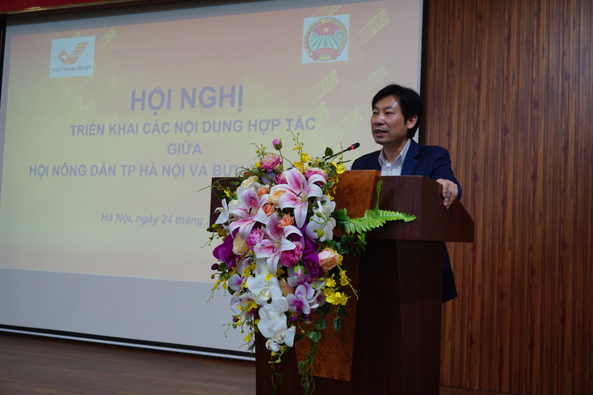 Hội Nông dân - Bưu điện Hà Nội: Hợp tác đưa nông sản Thủ đô lên sàn thương mại điện tử - Ảnh 2.