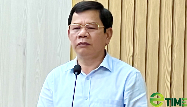 Quảng Ngãi: Chủ tịch tỉnh lệnh thời gian cụ thể phải hoàn thành tiêm vaccine mũi 3  - Ảnh 1.