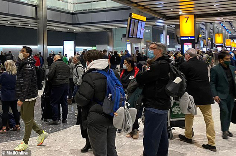 Anh: Các chuyên gia cảnh báo tình trạng “mắc kẹt” như tại sân bay Heathrow dịp nghỉ Hè - Ảnh 3.