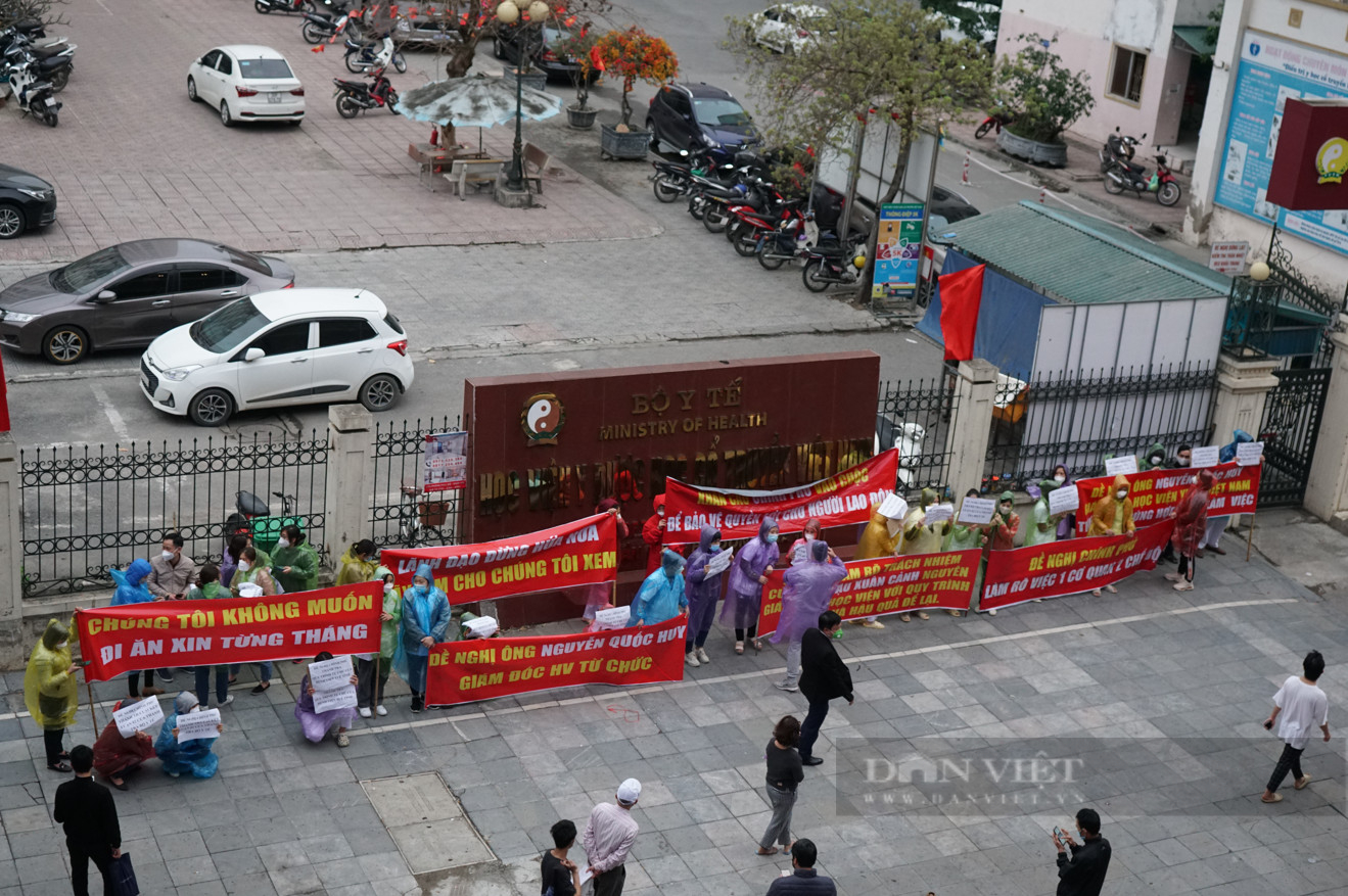 Vụ nợ lương ở Bệnh viện Tuệ Tĩnh: Nhân viên y tế đã được nhận lương sau 3 ngày liên tiếp “xuống đường” - Ảnh 3.