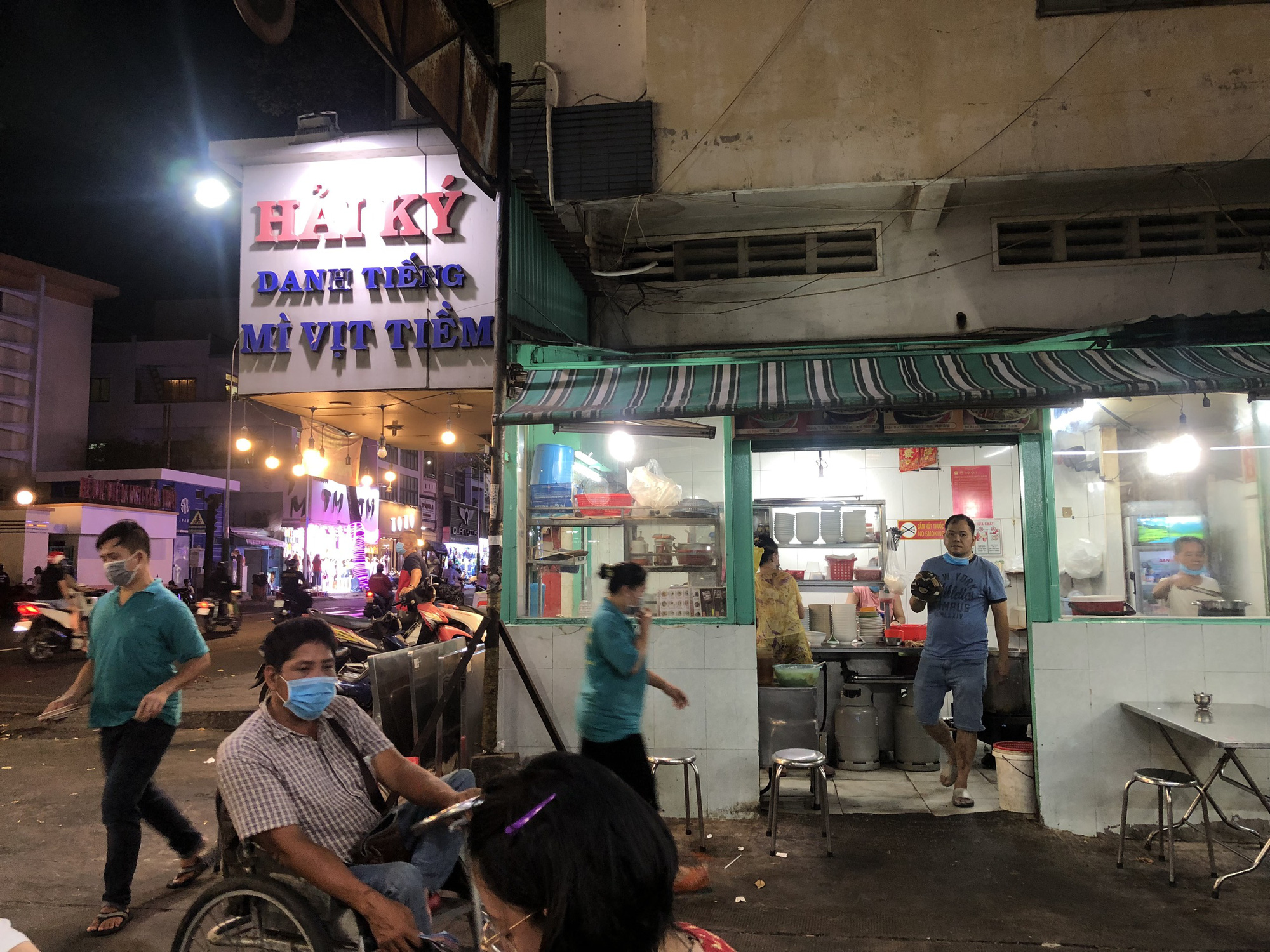 Tìm về món mì trứ danh đất Sài Gòn – Chợ Lớn - Ảnh 3.