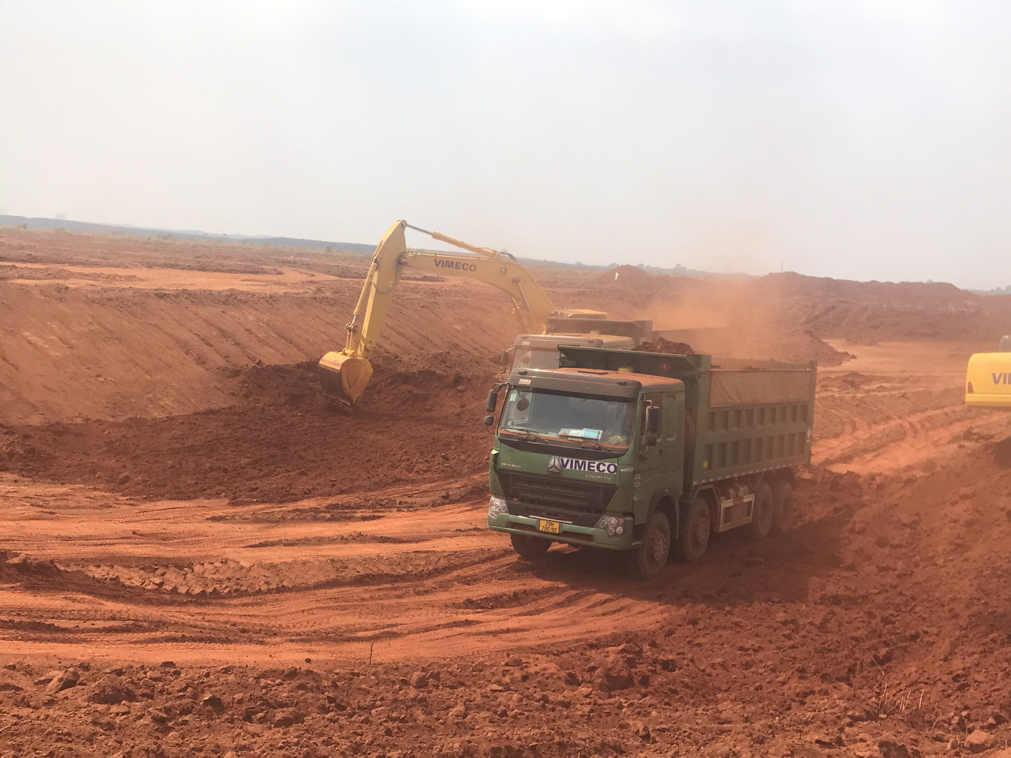 Kiến nghị gia hạn các mỏ vật liệu, giải quyết nguồn đất đắp dự án giao thông trọng điểm tại Đồng Nai- Ảnh 1.
