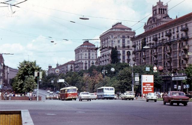 Ukraine: Từ cường quốc quân sự hạng 4 thế giới đến xin... viện trợ vũ khí - Ảnh 2.