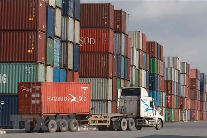 Hàng container nhập khẩu qua cảng biển tăng 12% trong tháng Ba - Ảnh 1.