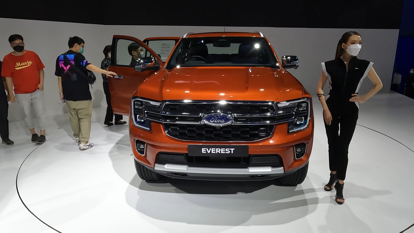 Trải nghiệm Ford Everest 2022 vừa ra mắt Thái Lan, bản xem trước khi về Việt Nam cuối năm nay đấu Fortuner - Ảnh 1.