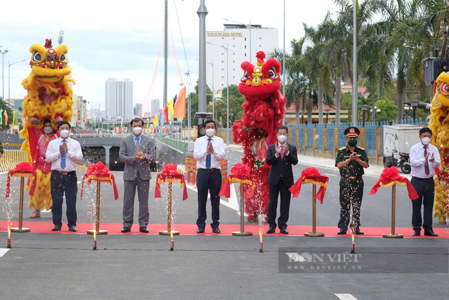 Chủ tịch Đà Nẵng: Chung tay xây dựng thành phố thành nơi đáng sống, đáng để tự hào - Ảnh 2.