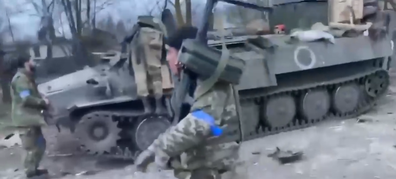 Tiểu đoàn Belarus khoe chiến tích phá hủy loạt khí tài Nga ở Ukraine - Ảnh 2.
