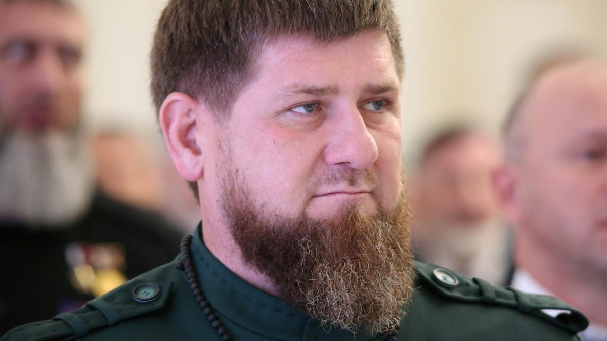 Tham chiến ở Ukraine, thủ lĩnh Chechnya Ramzan Kadyrov được Nga thăng làm trung tướng  - Ảnh 1.