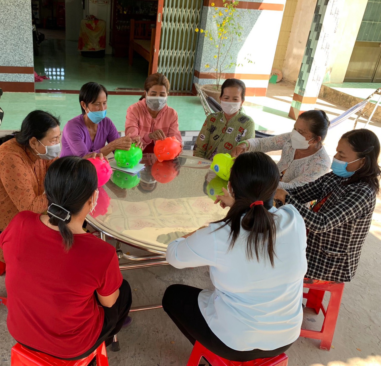 &quot;Vỗ béo&quot; hàng ngàn heo đất để tham gia BHXH tự nguyện - Ảnh 3.