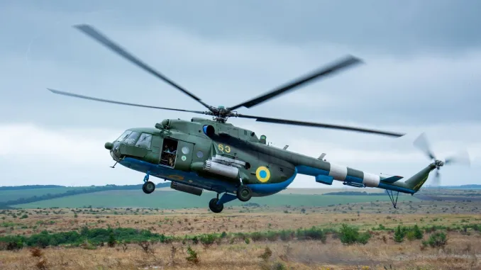 Chiến sự Ukraine: Nga bắn hạ trực thăng đến Mariupol giải cứu khẩn cấp thủ lĩnh tiểu đoàn Azov - Ảnh 1.