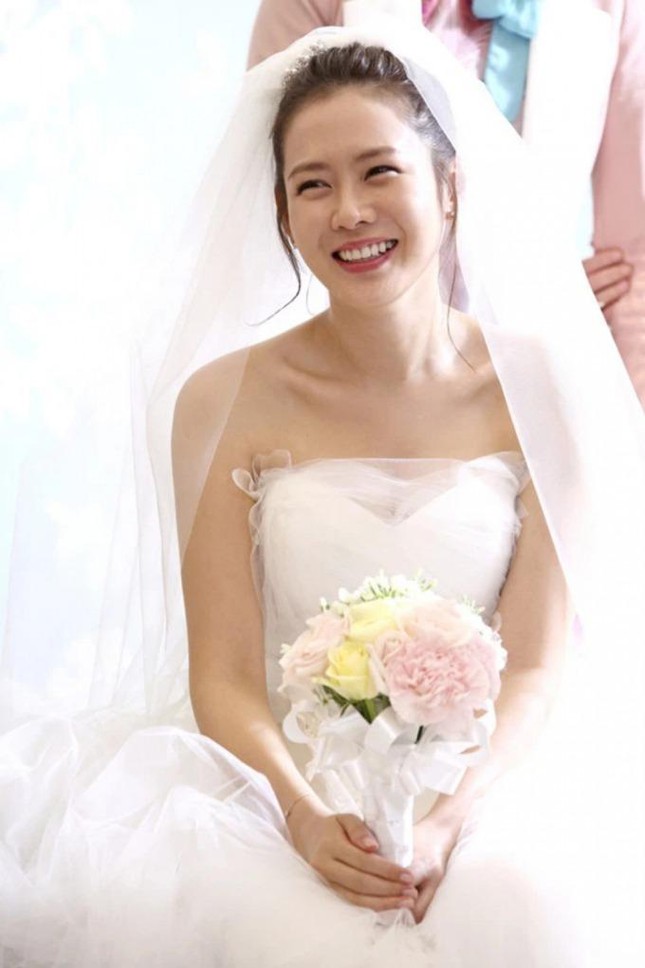 Những lần Son Ye Jin hóa cô dâu xinh đẹp như mộng trên màn ảnh bất ngờ được &quot;đào lại&quot; - Ảnh 2.