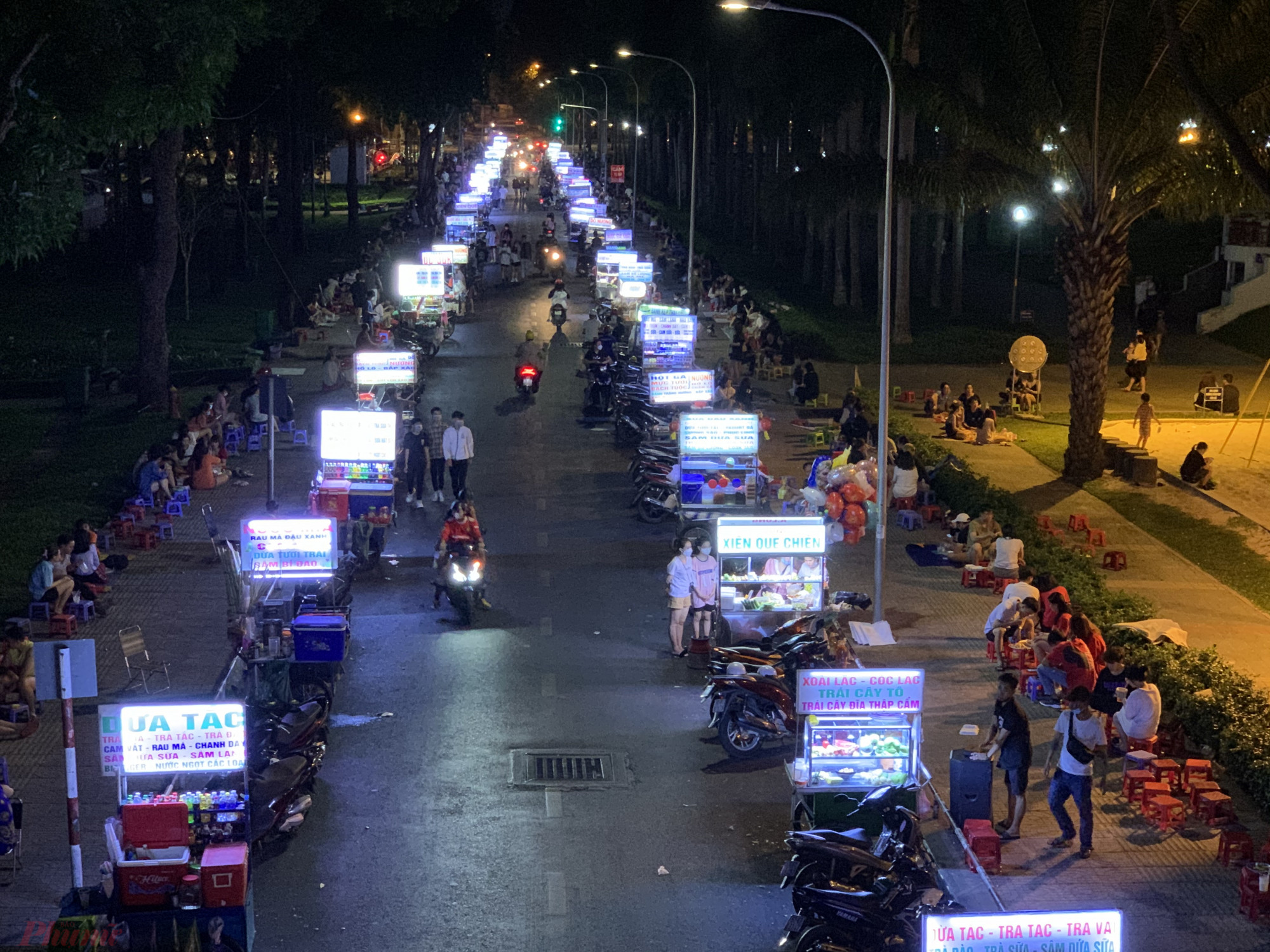 &quot;Thiên đường&quot; hàng rong náo loạn khi tổ công tác &quot;ghé thăm&quot; - Ảnh 1.