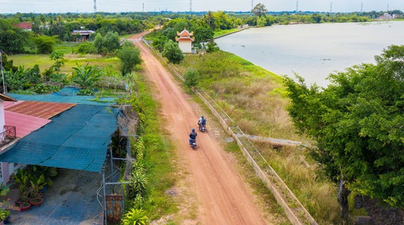 Tìm kế sách phát triển phía Tây TP.HCM: Sẵn sàng đón nhận đầu tư - Ảnh 1.