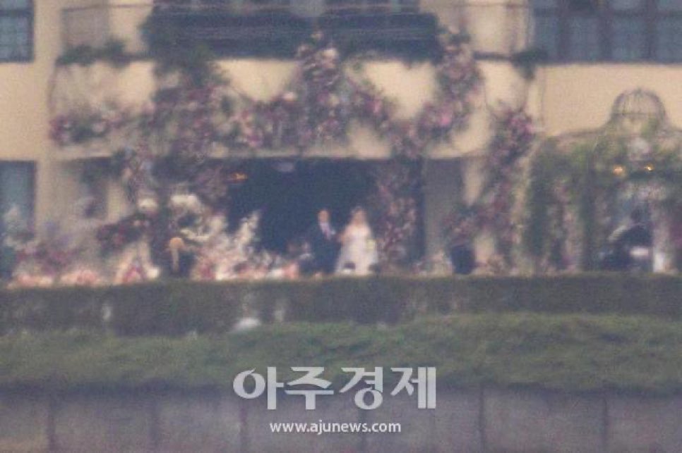 Những hình ảnh hiếm hoi từ đám cưới Hyun Bin và Son Ye Jin - Ảnh 4.