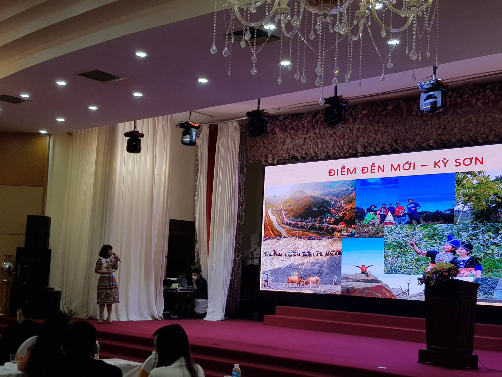 Thanh Hóa, Nghệ An cùng nắm tay nhau hút khách mùa du lịch mùa hè 2022 - Ảnh 3.
