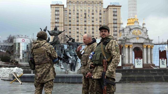 Nga lý giải vì sao vẫn để quân và vũ khí ở gần Kiev - Ảnh 1.