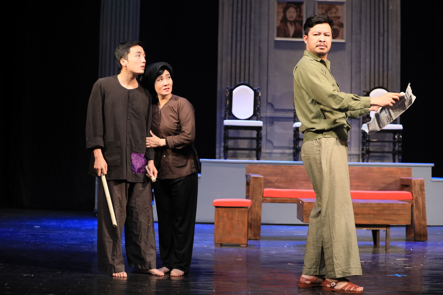 Công diễn vở kịch cuối cùng trong sự nghiệp lừng lẫy của nhà viết kịch Lưu Quang Vũ - Ảnh 3.