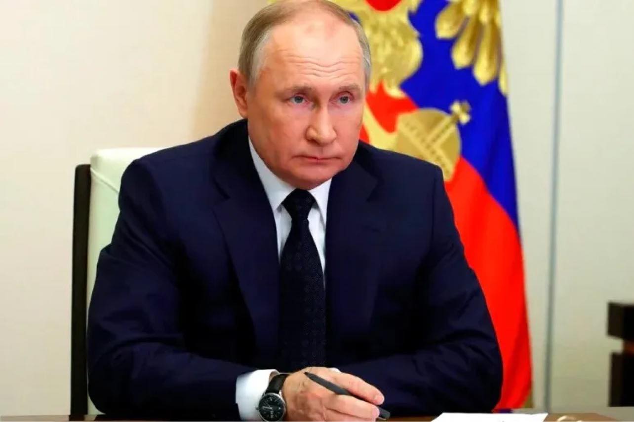 Chiến sự Ukraine: Nhà Trắng nói ông Putin đang bị &quot;lừa&quot; - Ảnh 1.