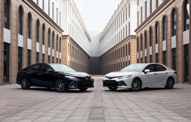 Toyota Camry dành giải XE CỦA NĂM 2022 - Ảnh 1.