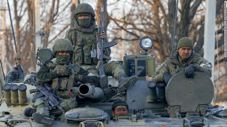 Cố vấn Zelensky tiết lộ Nga phá hủy hầu hết ngành công nghiệp quốc phòng Ukraine - Ảnh 1.