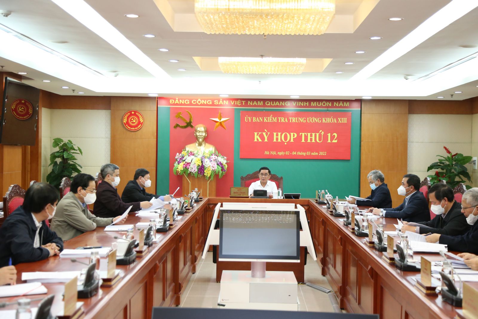 Vụ Việt Á: Ủy ban Kiểm tra T.Ư tiếp tục làm rõ trách nhiệm của một số lãnh đạo ở Bộ KH-CN, Bộ Y tế - Ảnh 1.