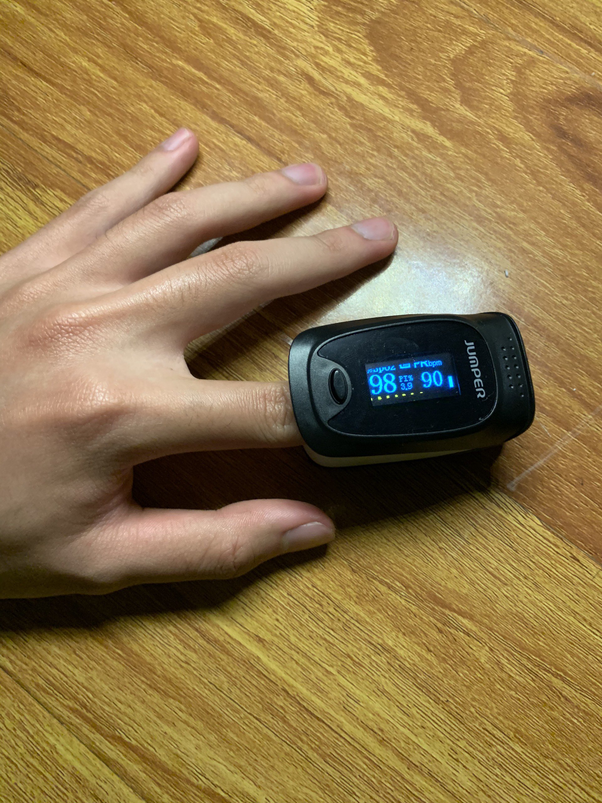 Có nên tin tưởng tính năng đo SpO2 trên smartwatch? - Ảnh 1.