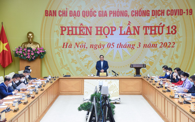 Số ca cộng đồng tăng chóng mặt, biến thể Omicron phổ biến ở Hà Nội và TP.HCM 