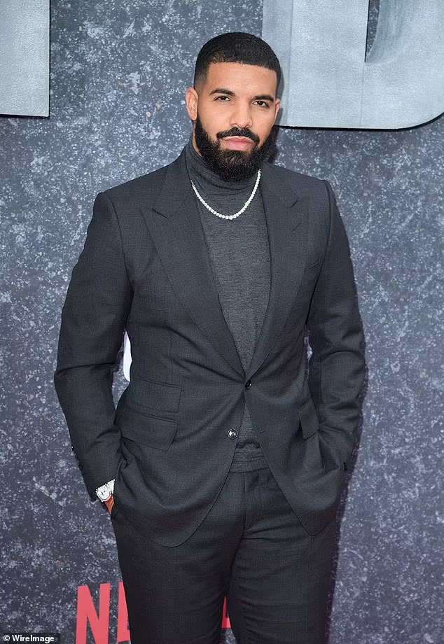Rapper Drake xin lệnh cấm một phụ nữ quấy rối đến gần - Ảnh 1.
