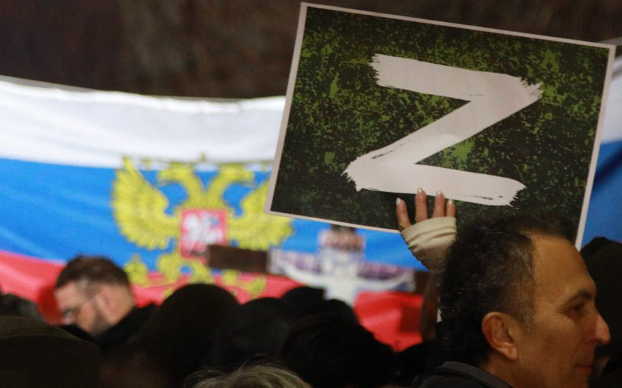 Biểu tượng "Z" ủng hộ chiến tranh của Nga có nghĩa gì mà cả thế giới xôn xao