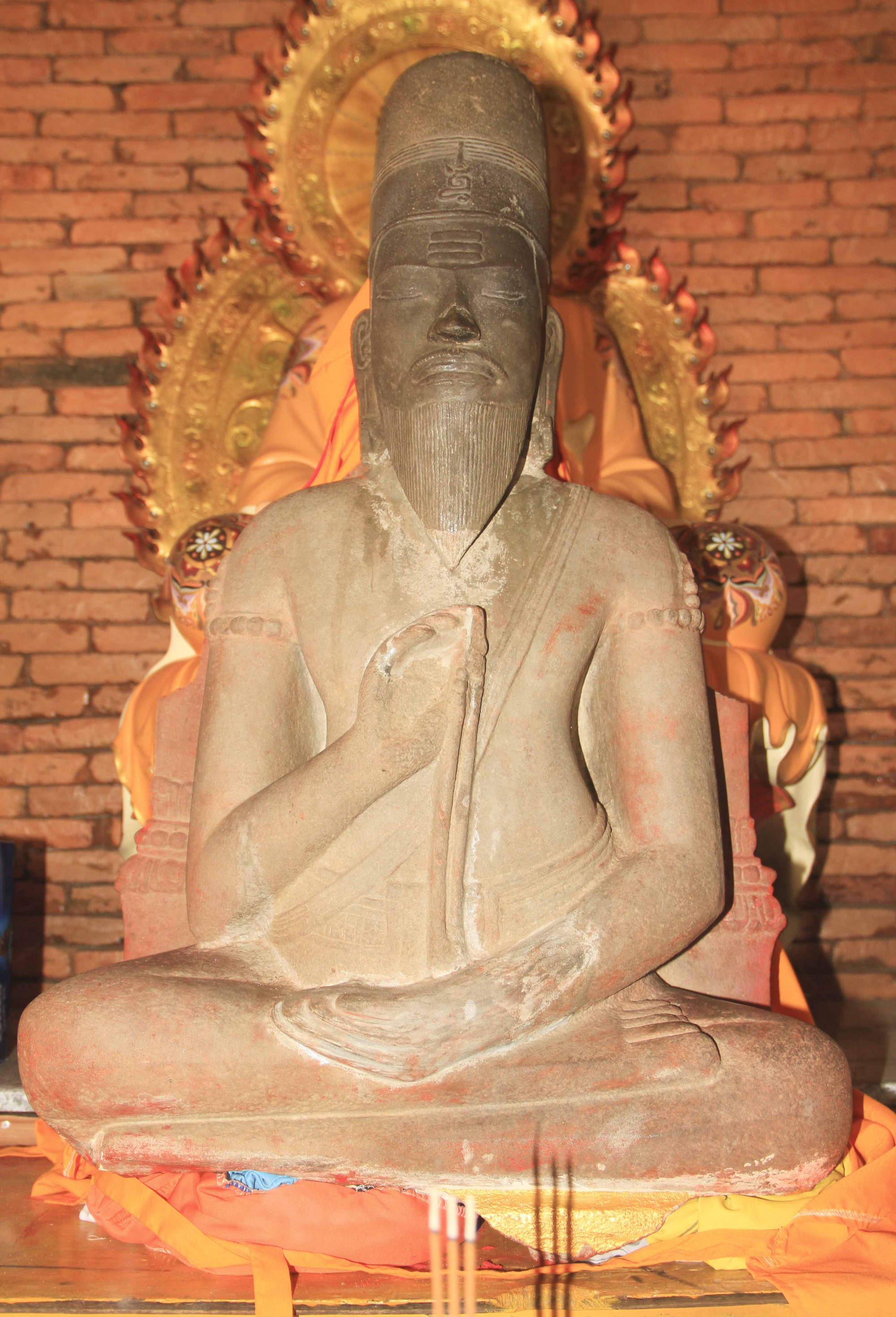 Linh thiêng bảo vật quốc gia tại Bình Định có tên gọi &quot;Phật lồi&quot; - Ảnh 1.