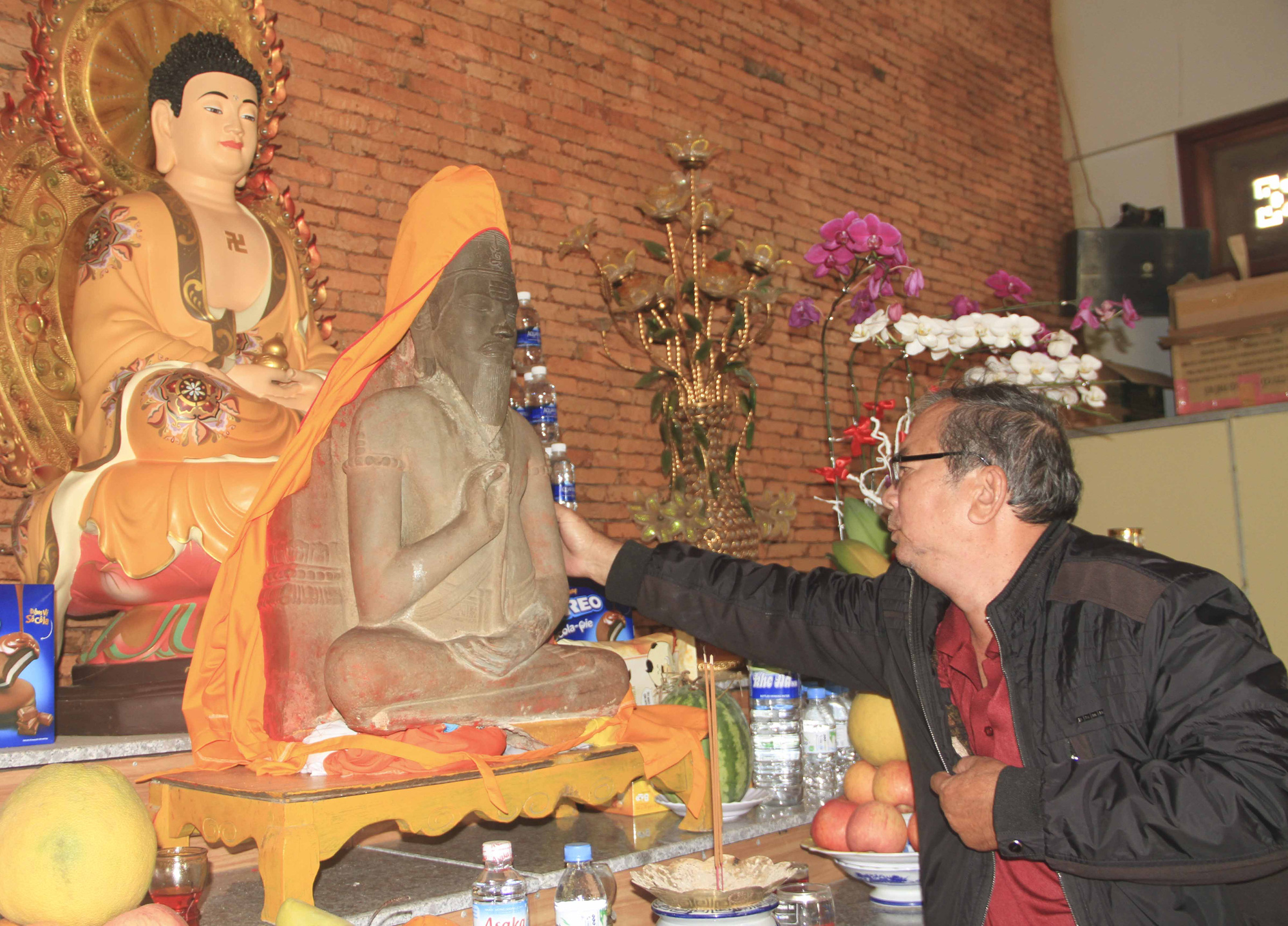 Linh thiêng bảo vật quốc gia tại Bình Định có tên gọi &quot;Phật lồi&quot; - Ảnh 2.